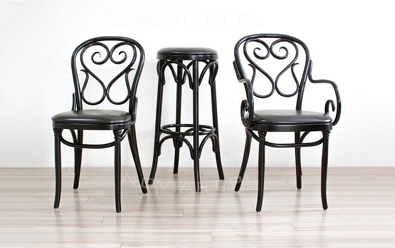 Krzesła stylowe gięte czarne