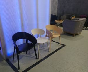 Kolekcja krzeseł i foteli DOMA